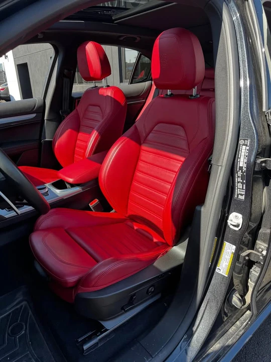 2023 Alfa Romeo Stelvio - Image 11 of 18