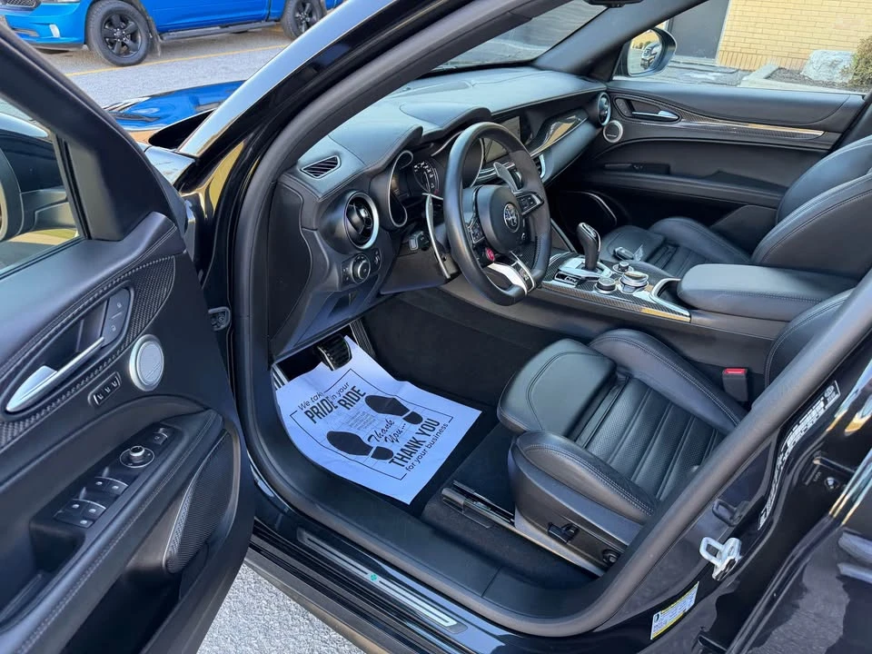 2023 Alfa Romeo Stelvio - Image 12 of 19