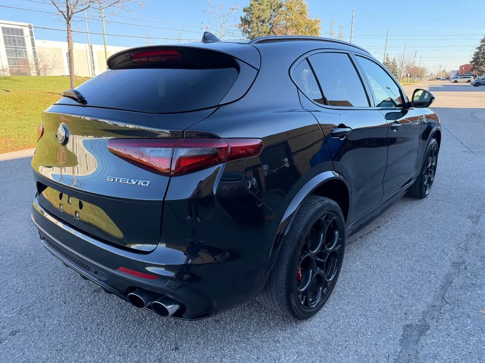 2023 Alfa Romeo Stelvio - Image 7 of 19