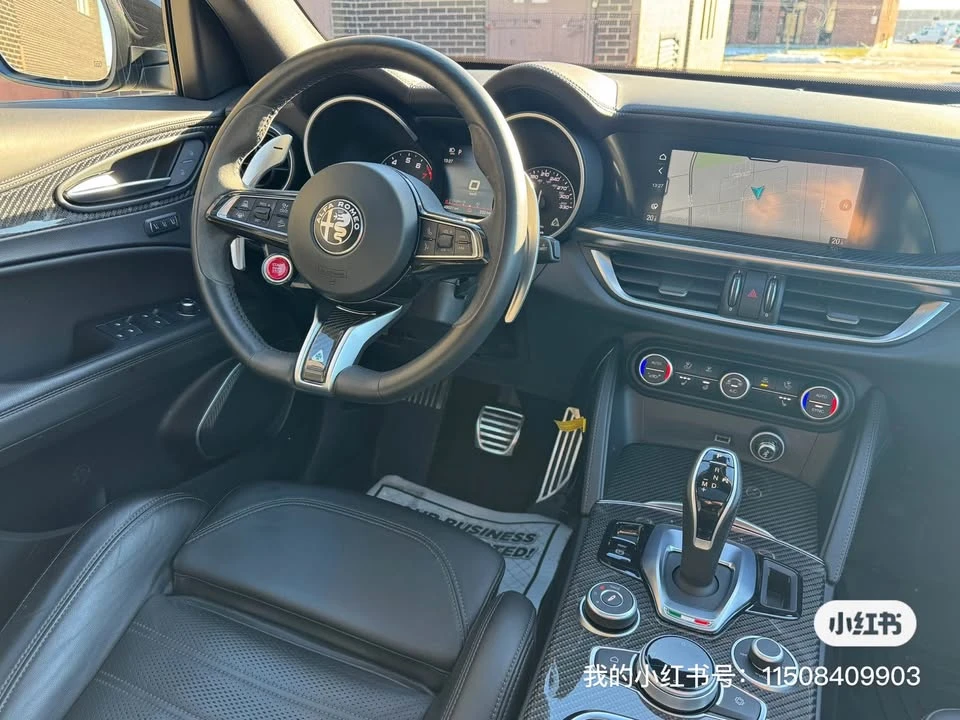 2023 Alfa Romeo Stelvio - Image 6 of 10