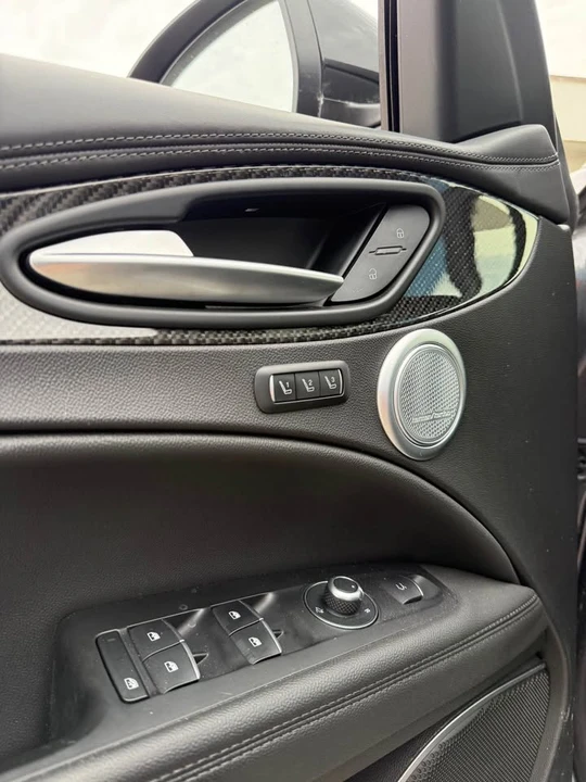 2023 Alfa Romeo Stelvio - Image 8 of 12