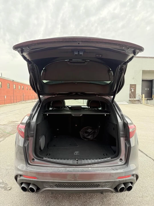 2023 Alfa Romeo Stelvio - Image 4 of 12
