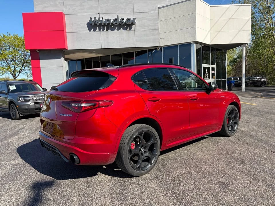 2023 Alfa Romeo Stelvio - Image 3 of 6