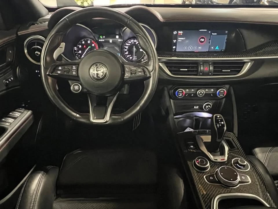 2023 Alfa Romeo Stelvio - Image 10 of 19