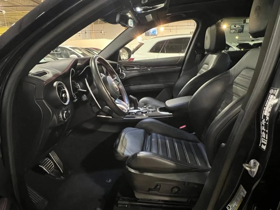 2023 Alfa Romeo Stelvio - Image 13 of 19