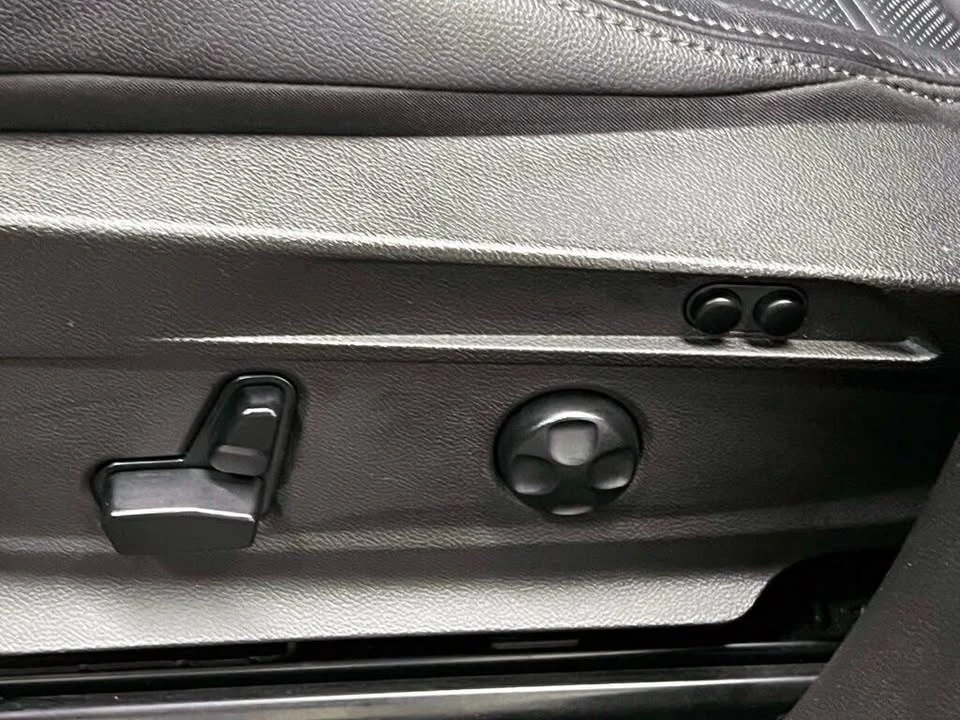 2023 Alfa Romeo Stelvio - Image 15 of 20