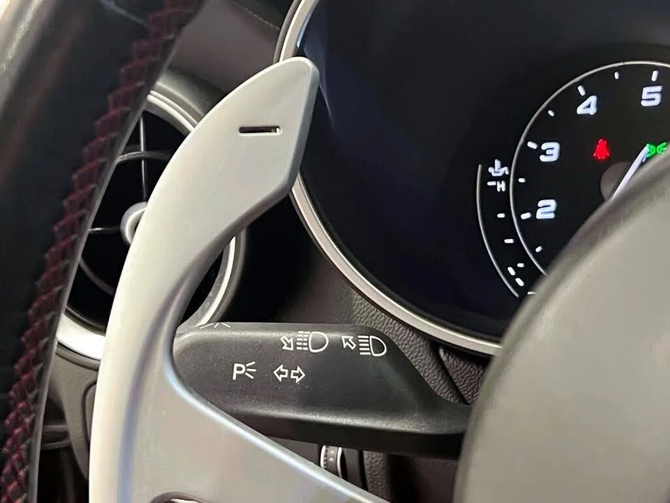 2023 Alfa Romeo Stelvio - Image 19 of 20