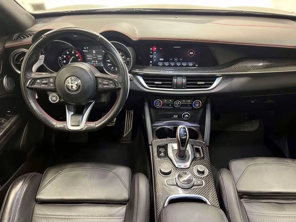 2023 Alfa Romeo Stelvio - Image 9 of 20