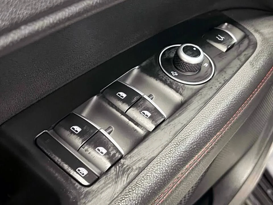2023 Alfa Romeo Stelvio - Image 14 of 20