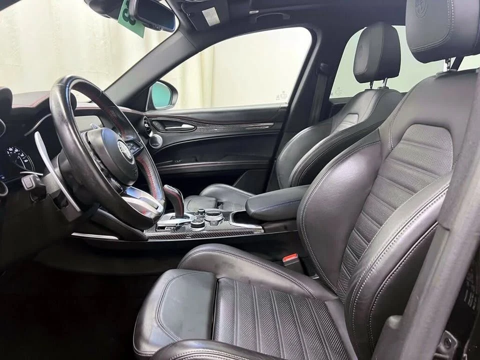 2023 Alfa Romeo Stelvio - Image 12 of 20