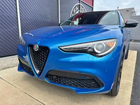 2023 Alfa Romeo Stelvio Estrema AWD