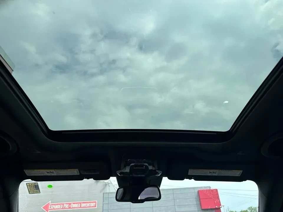 2023 Alfa Romeo Stelvio - Image 17 of 20