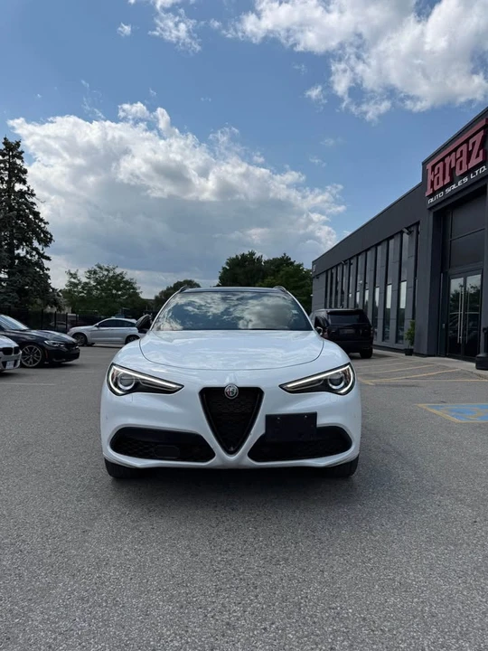 2023 Alfa Romeo Stelvio - Image 2 of 15