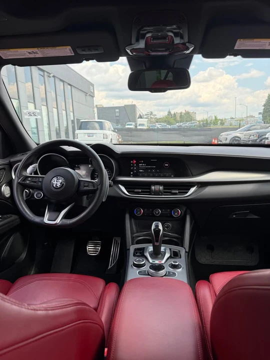 2023 Alfa Romeo Stelvio - Image 9 of 15