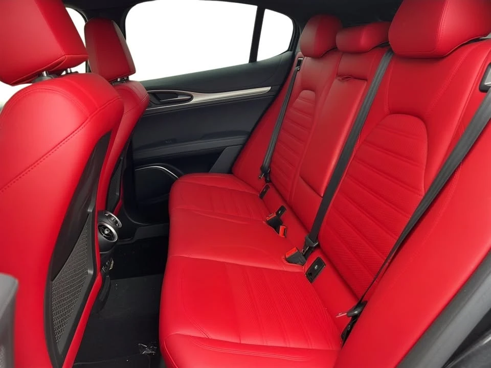 2023 Alfa Romeo Stelvio - Image 6 of 12
