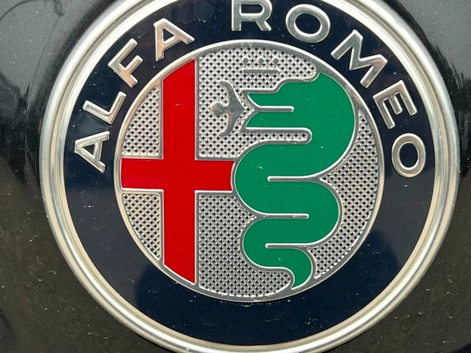 2023 Alfa Romeo Stelvio - Image 12 of 12