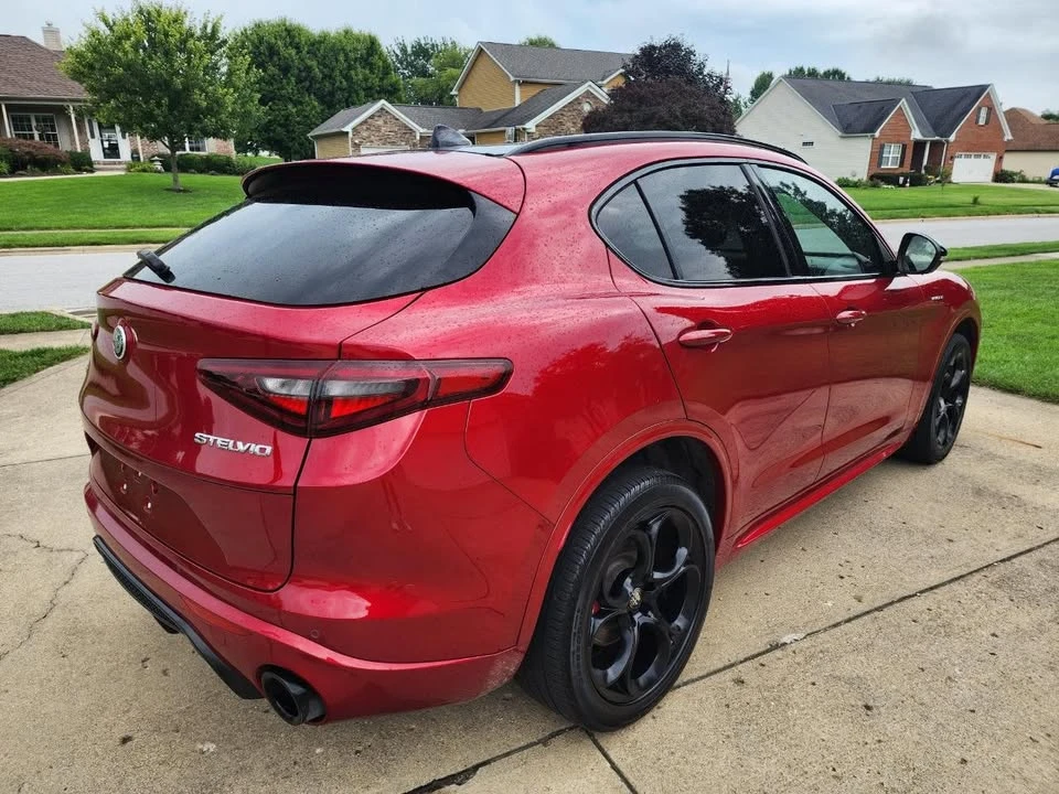2023 Alfa Romeo Stelvio - Image 4 of 20