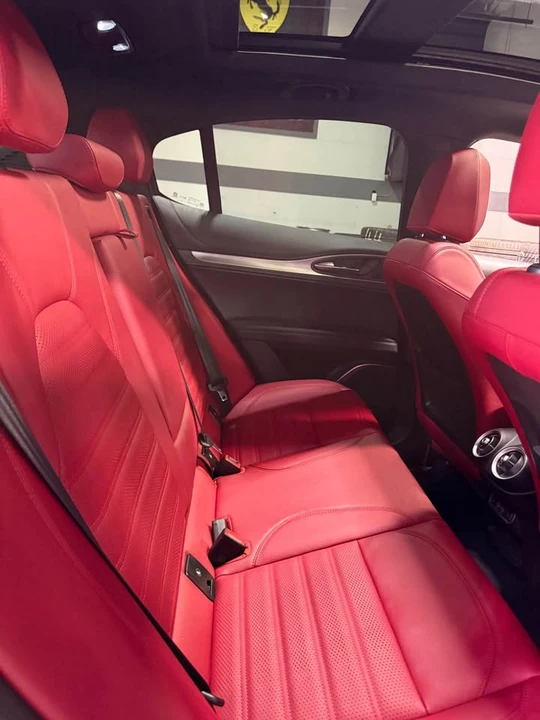 2023 Alfa Romeo Stelvio - Image 8 of 9