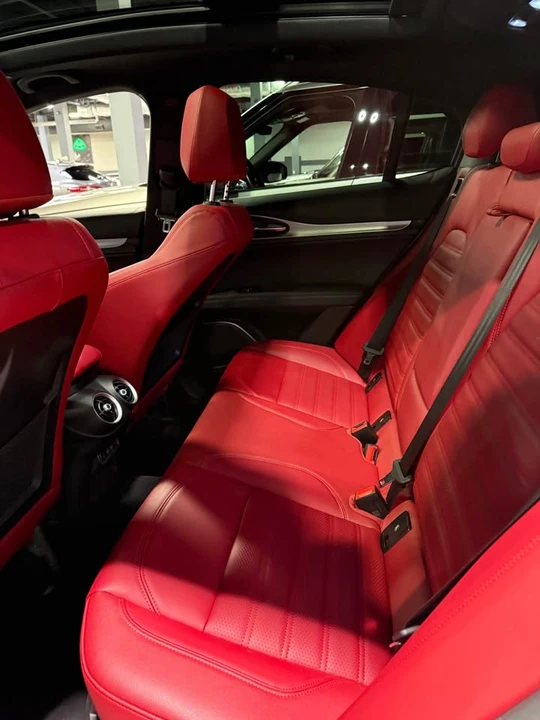 2023 Alfa Romeo Stelvio - Image 8 of 9