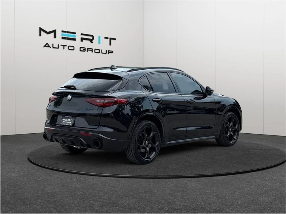 2023 Alfa Romeo Stelvio - Image 9 of 20