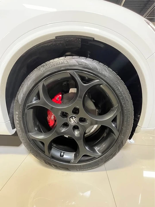 2023 Alfa Romeo Stelvio - Image 3 of 8
