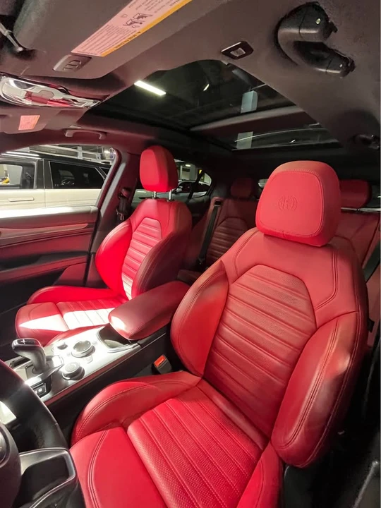 2023 Alfa Romeo Stelvio - Image 6 of 8