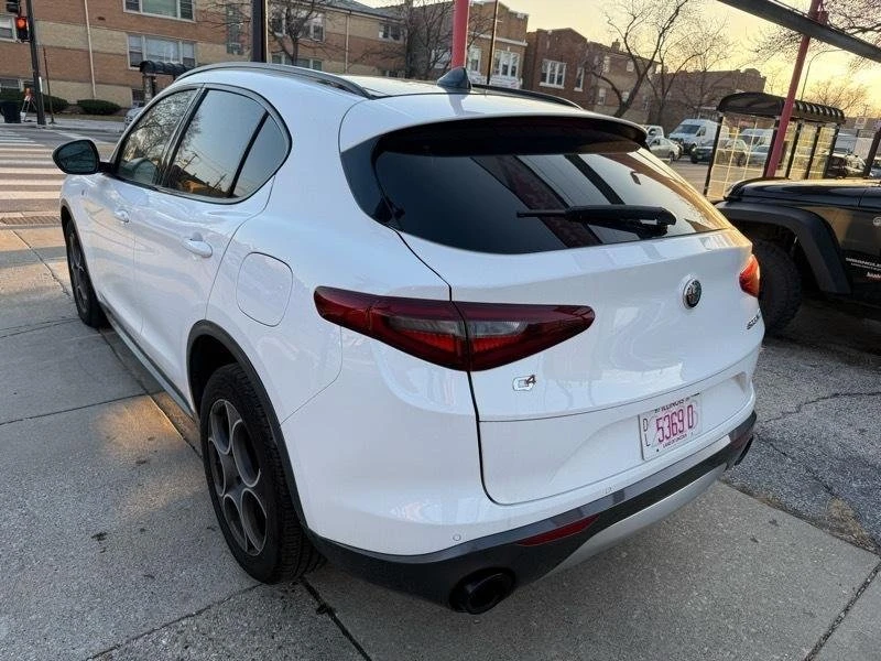 2023 Alfa Romeo Stelvio - Image 5 of 20