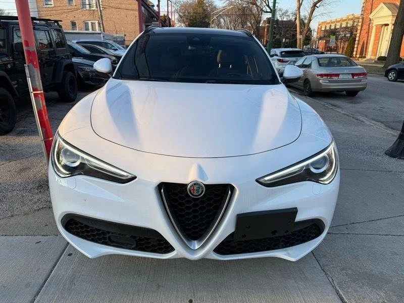 2023 Alfa Romeo Stelvio - Image 12 of 20