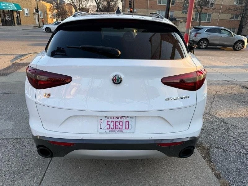2023 Alfa Romeo Stelvio - Image 7 of 20