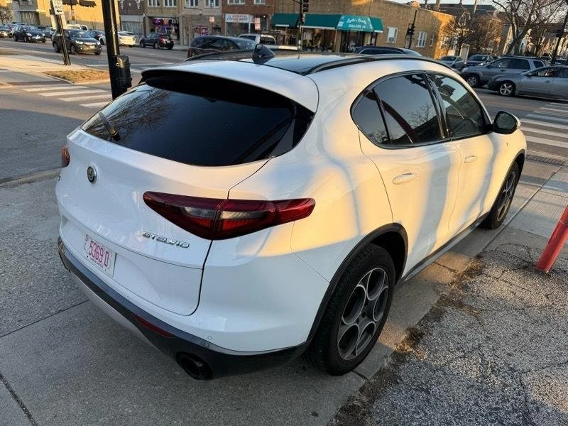 2023 Alfa Romeo Stelvio - Image 8 of 20