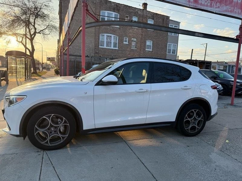 2023 Alfa Romeo Stelvio - Image 4 of 20
