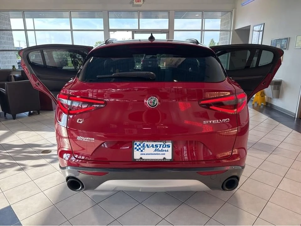 2023 Alfa Romeo Stelvio - Image 12 of 20