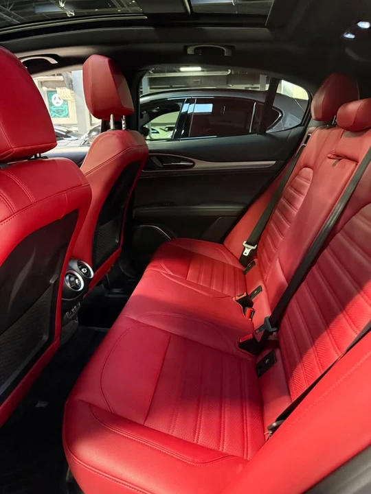 2023 Alfa Romeo Stelvio - Image 4 of 6