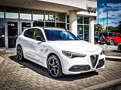 2023 Alfa Romeo Stelvio Veloce