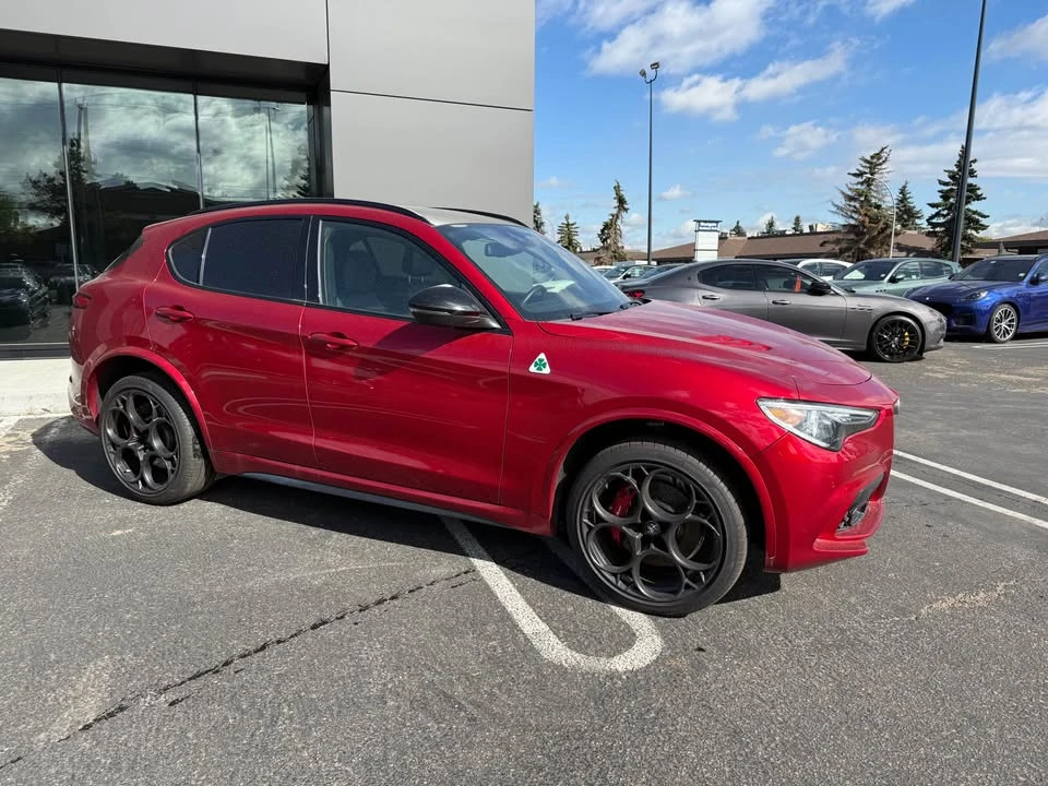 2023 Alfa Romeo Stelvio - Image 3 of 7