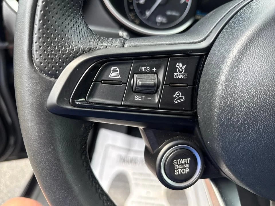 2023 Alfa Romeo Stelvio - Image 20 of 20