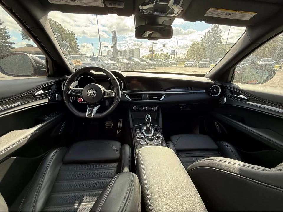 2023 Alfa Romeo Stelvio - Image 6 of 7