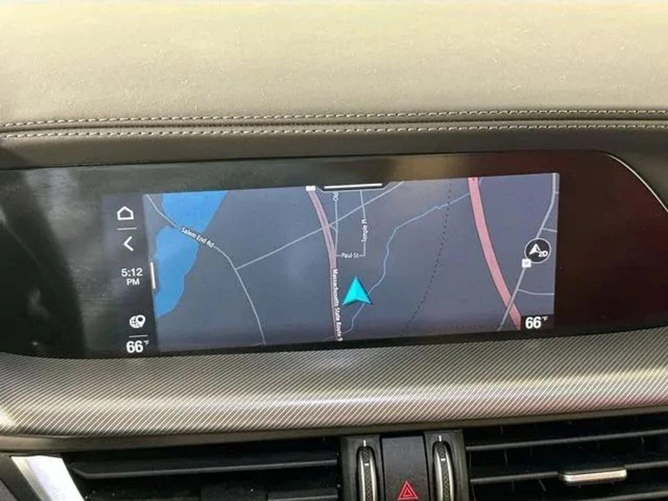 2023 Alfa Romeo Stelvio - Image 16 of 20