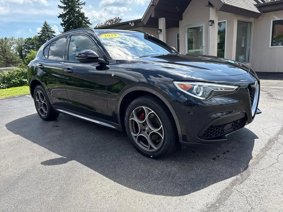 2023 Alfa Romeo Stelvio - Image 3 of 20
