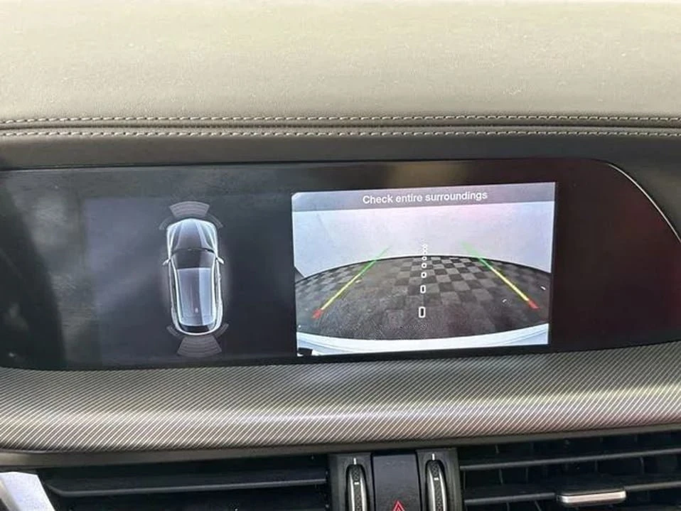 2023 Alfa Romeo Stelvio - Image 17 of 20