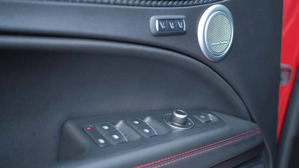 2023 Alfa Romeo Stelvio - Image 13 of 16