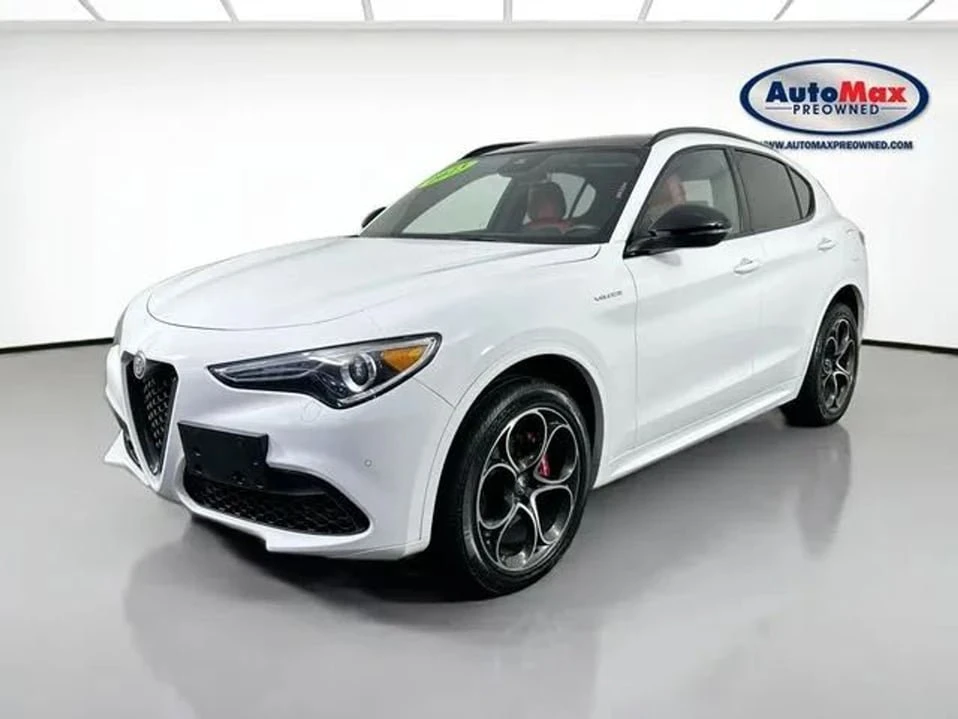 2023 Alfa Romeo Stelvio - Image 3 of 20