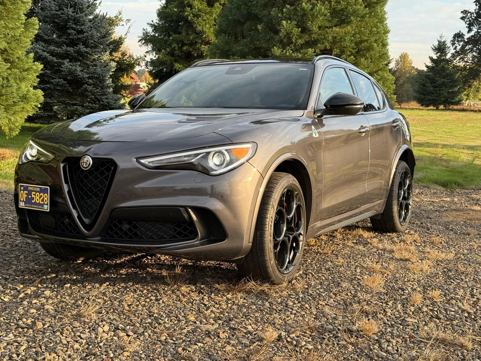 2023 Alfa Romeo Stelvio Quadrifoglio - Image 7 of 31