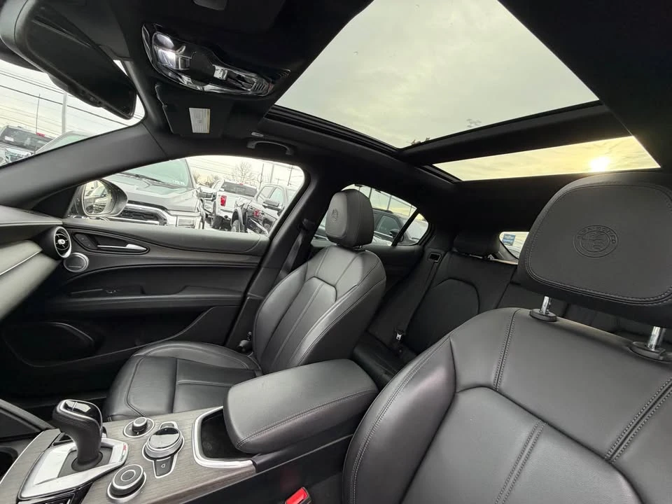 2023 Alfa Romeo Stelvio - Image 11 of 11