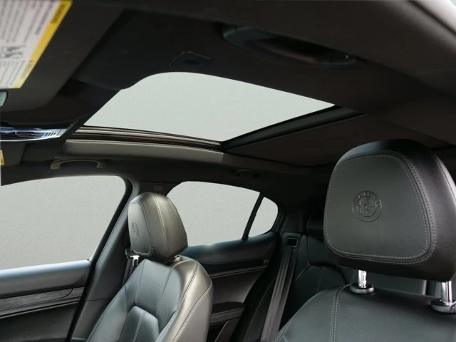2023 Alfa Romeo Stelvio - Image 17 of 20