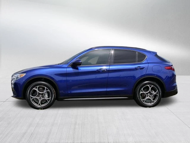 2023 Alfa Romeo Stelvio - Image 2 of 20