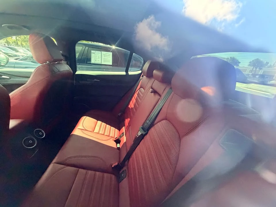 2023 Alfa Romeo Stelvio - Image 5 of 6