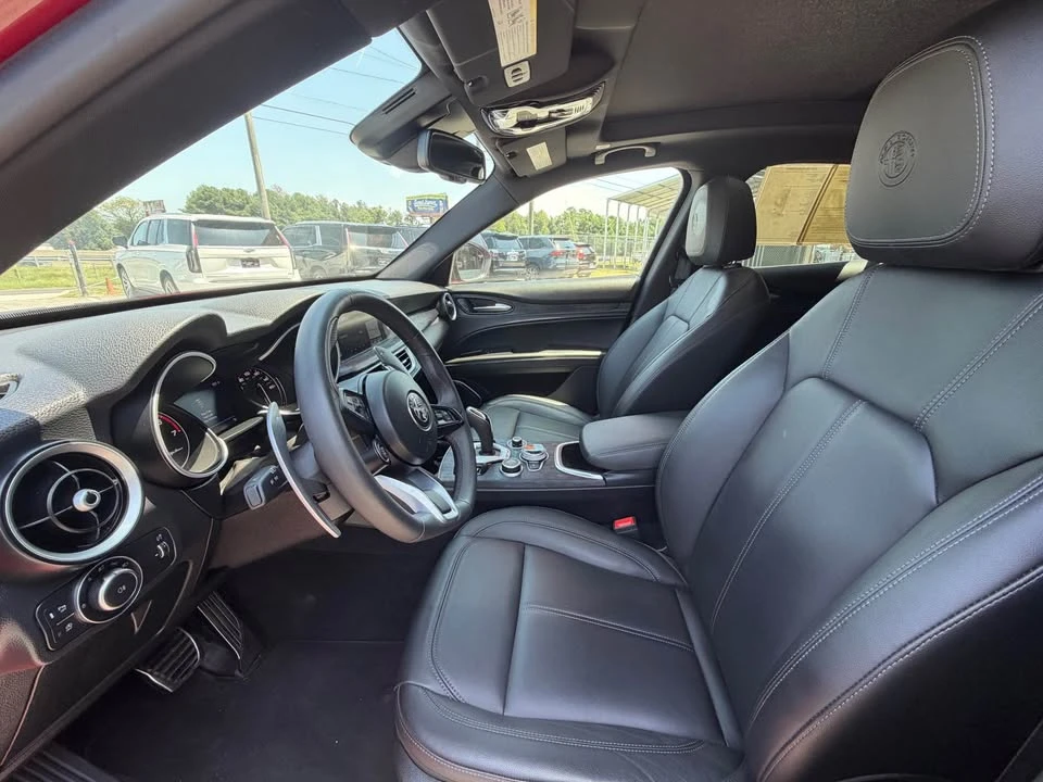 2023 Alfa Romeo Stelvio - Image 6 of 9