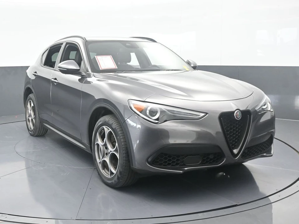 2023 Alfa Romeo Stelvio - Image 9 of 12