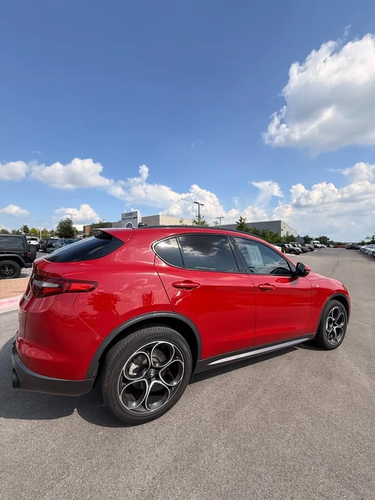 2023 Alfa Romeo Stelvio - Image 3 of 7